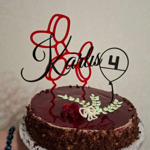 Personalizēti kūku toperi no koka un akrila | Krissy-B Crafts