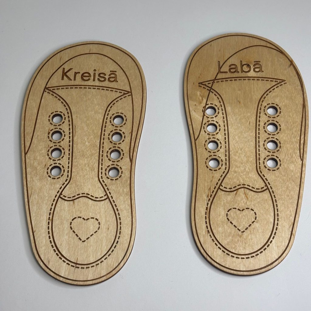 Montessori stila izglītojoša koka rotaļlieta, dāvana bērnam motorikas attīstībai, šņorēšanas apmācība.